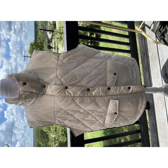 Jackets & Blazers - Natural Reflection Rainy Day Quilted Vest in Neutral Tone- Size XL NWT